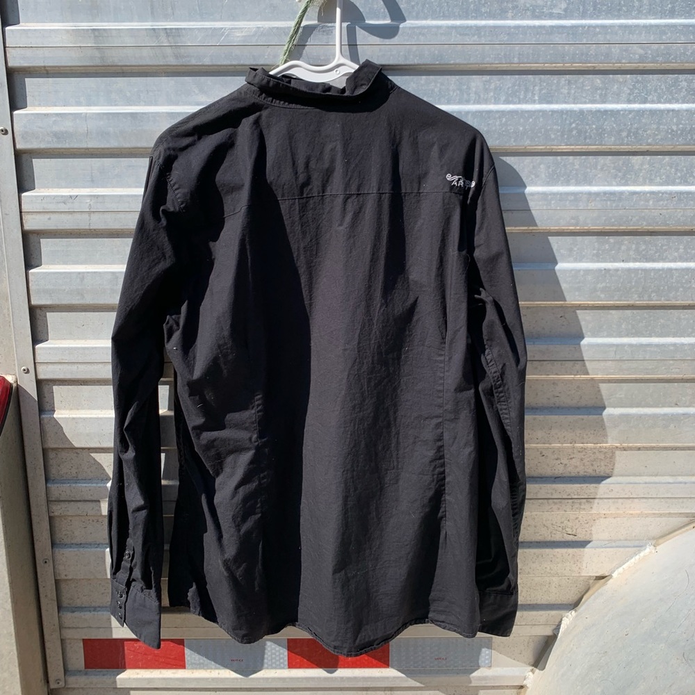 Black ariat button up rodeo shirt